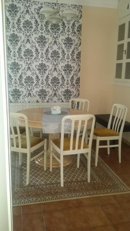 Horvath Apartmanhaz Kaposvár Exteriör bild