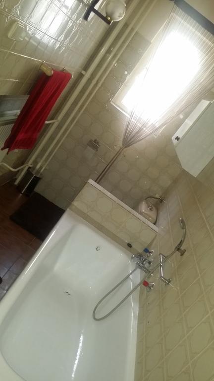 Horvath Apartmanhaz Kaposvár Exteriör bild