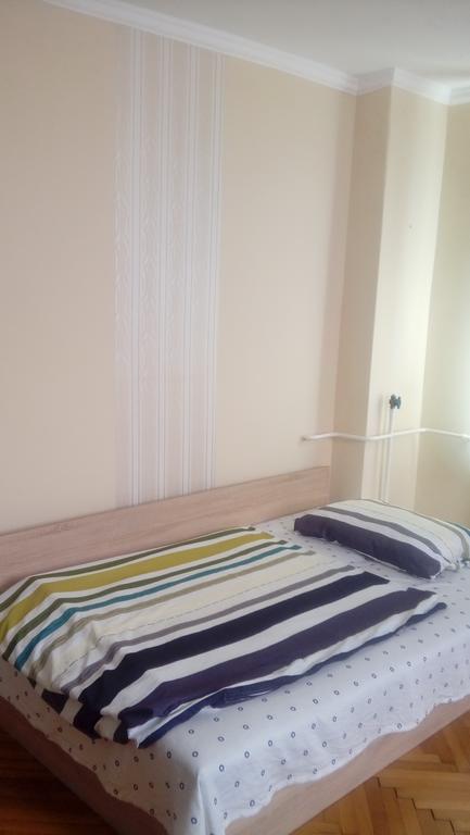 Horvath Apartmanhaz Kaposvár Exteriör bild