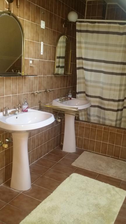 Horvath Apartmanhaz Kaposvár Exteriör bild