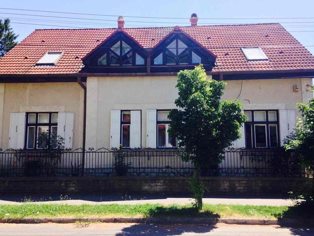 Horvath Apartmanhaz Kaposvár Exteriör bild