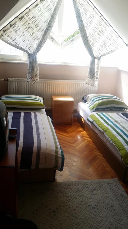 Horvath Apartmanhaz Kaposvár Exteriör bild